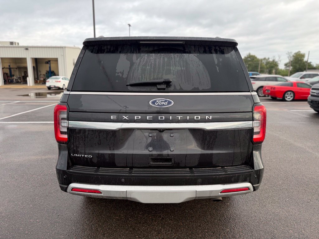 Used 2024 Ford Expedition Limited AWD/4WD image 4
