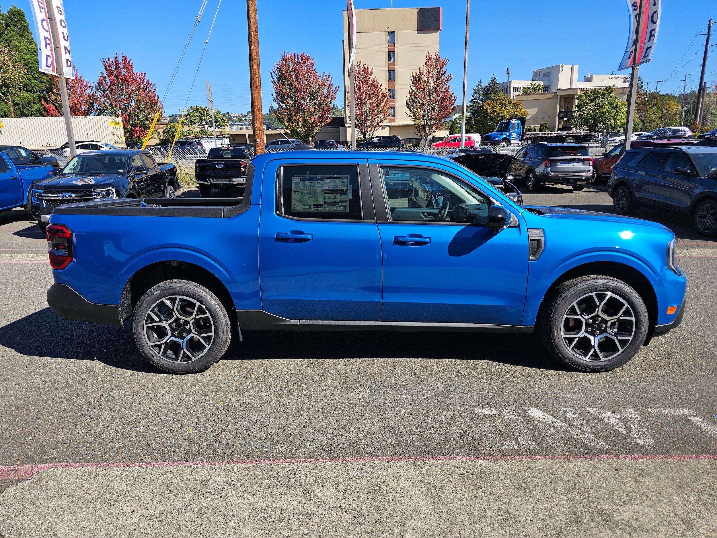 New 2026 Ford Maverick Lariat AWD/4WD image 4