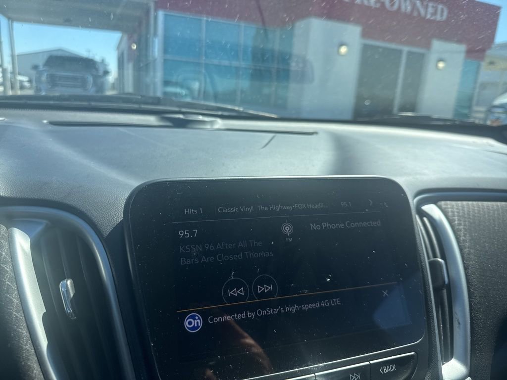 Used 2023 Chevrolet Malibu LT image 12