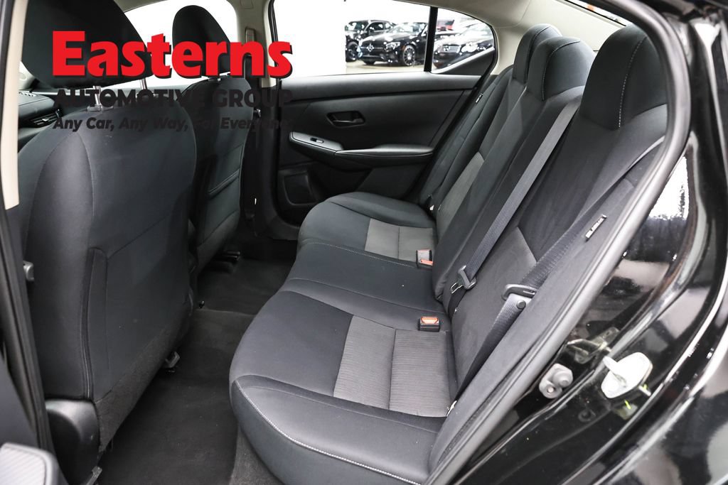 Used 2024 Nissan Sentra SV FWD image 23