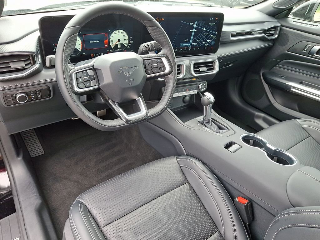 Used 2025 Ford Mustang GT Premium RWD image 11