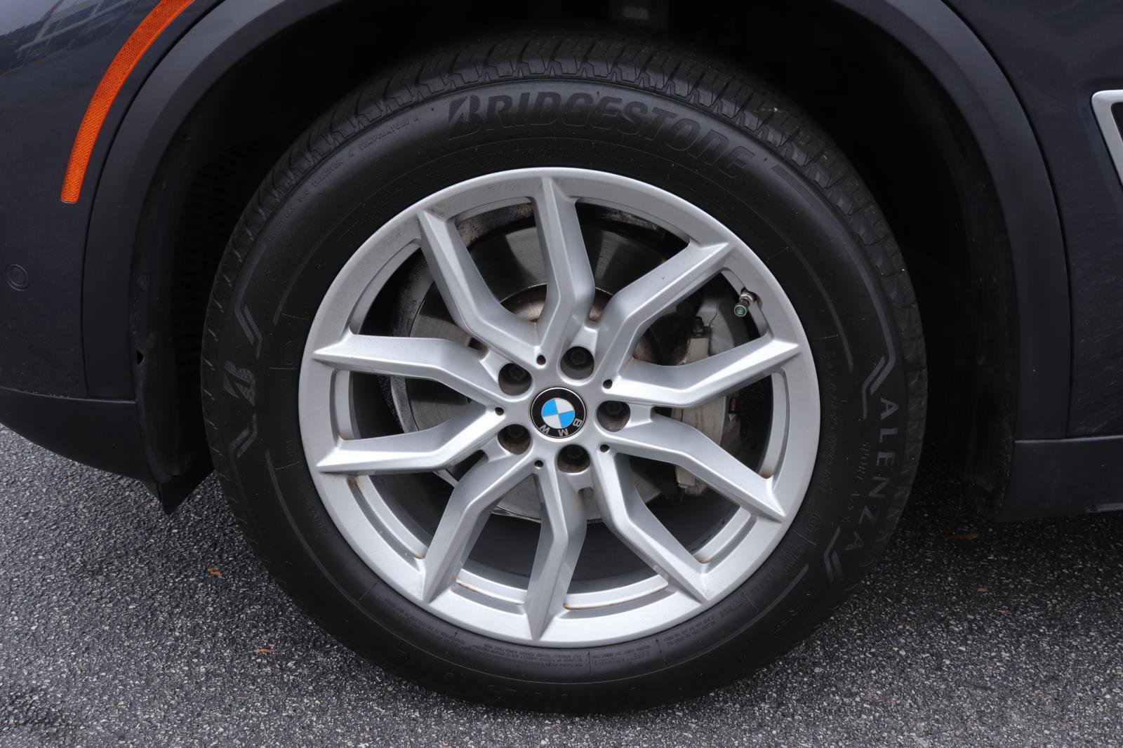 Used 2022 BMW X5 sDrive40i w/ Executive Package image 41