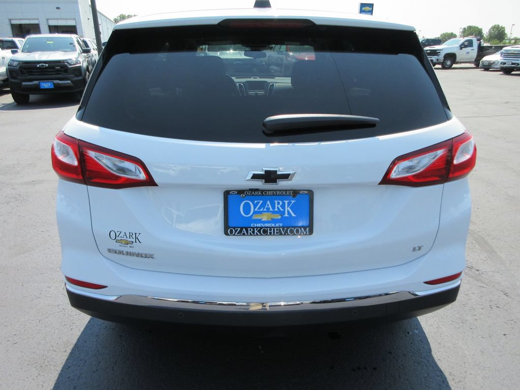 Used 2019 Chevrolet Equinox LT w/ Driver Convenience Package FWD image 4