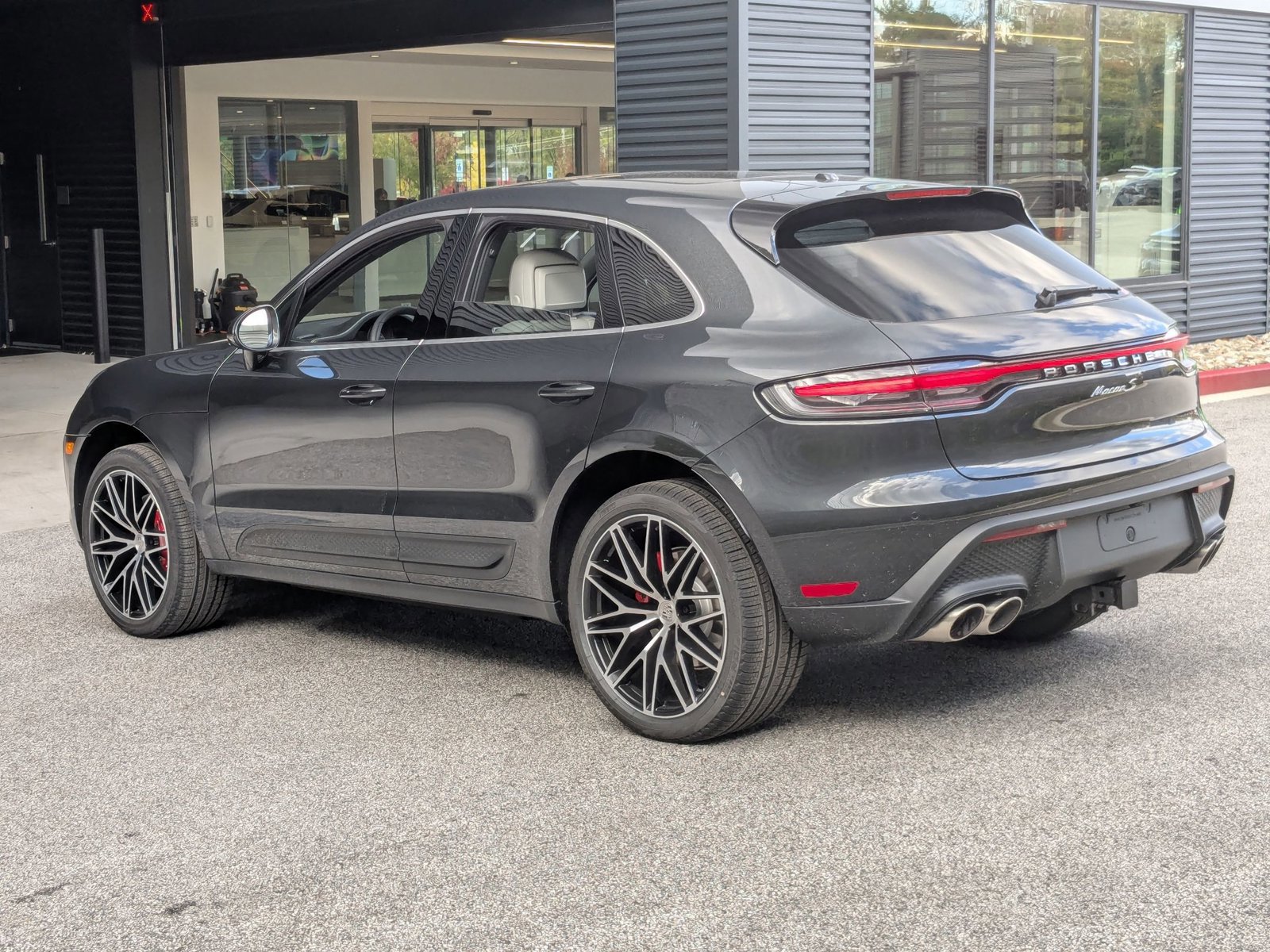 New 2026 Porsche Macan S image 3