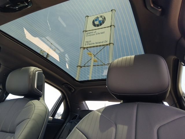 New 2026 BMW 740i w/ Executive Package RWD image 28