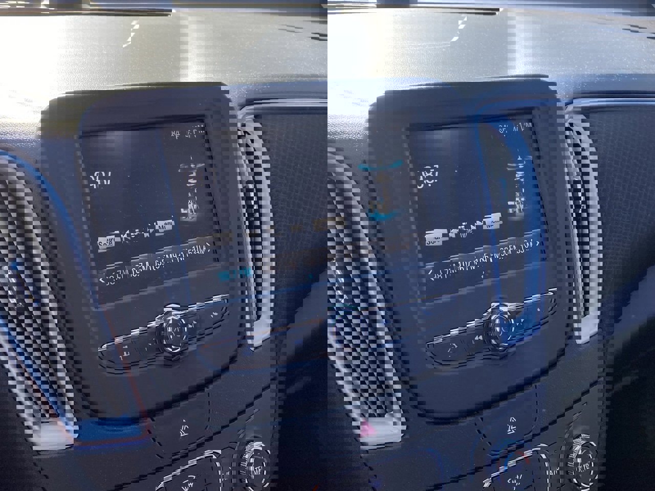 Used 2017 Chevrolet Malibu LS image 9