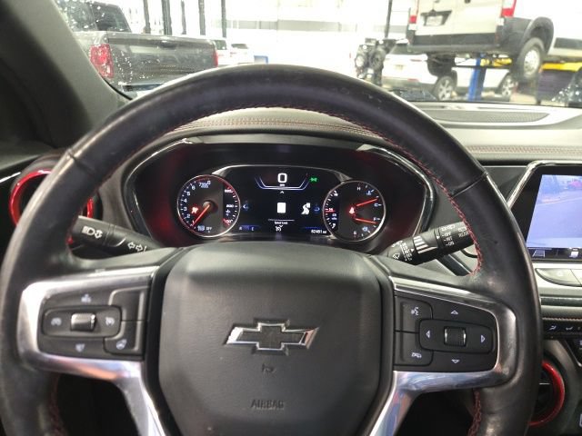 Used 2019 Chevrolet Blazer RS w/ Sun and Wheels Package AWD/4WD image 16