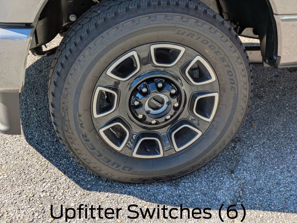 New 2025 Ford F250 Platinum image 15
