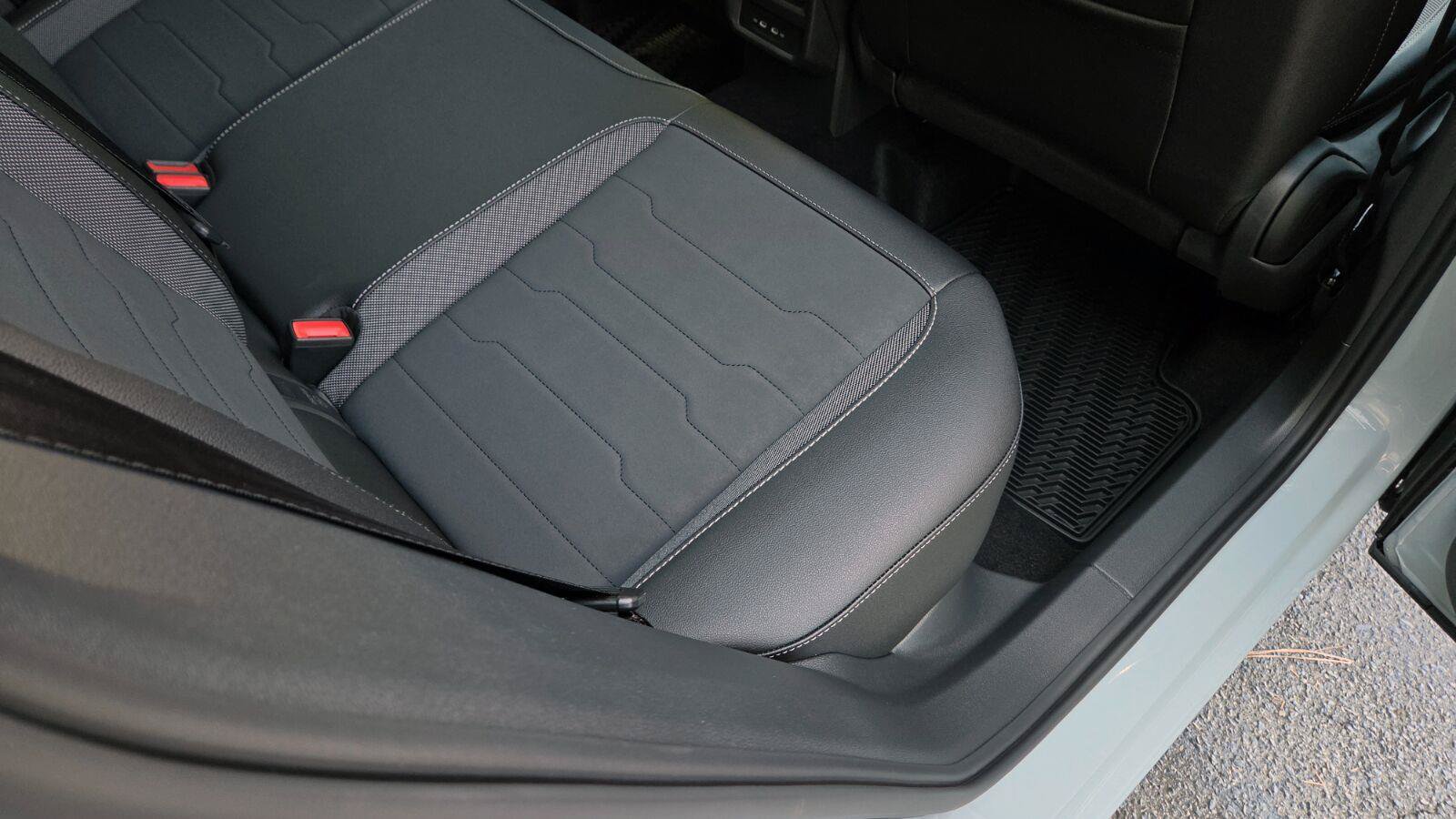 New 2027 Volkswagen Taos SE FWD image 55
