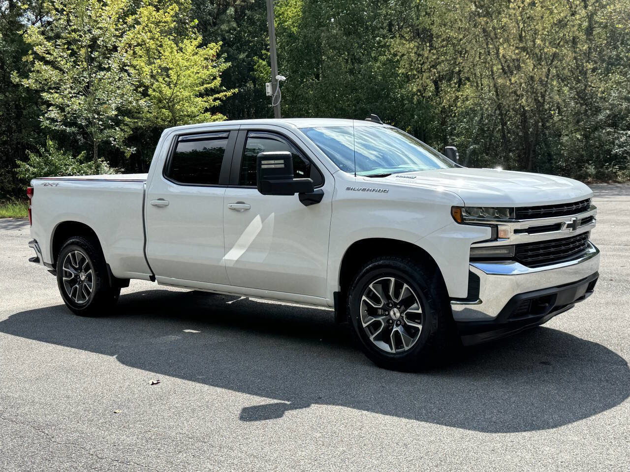 Used 2020 Chevrolet Silverado 1500 LT w/ All-Star Edition image 4