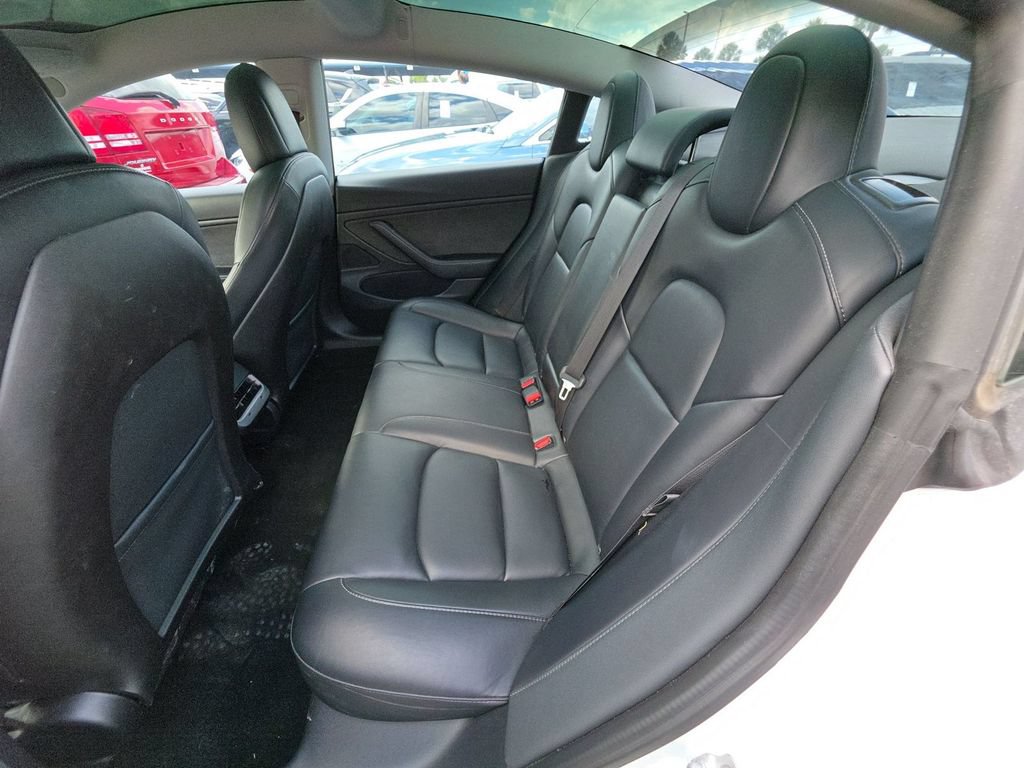 Used 2020 Tesla Model 3 Long Range AWD/4WD image 4