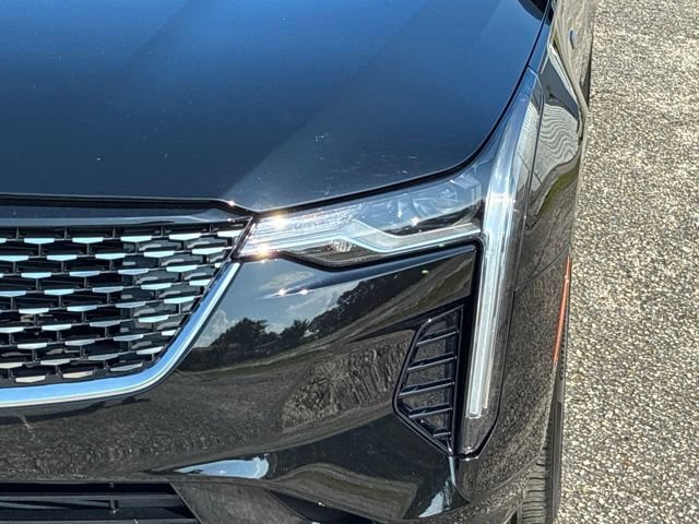 Used 2025 Cadillac CT4 Luxury w/ Sun And Sound Package RWD image 11