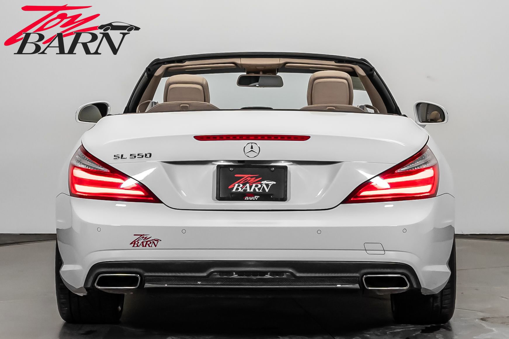 Used 2015 Mercedes-Benz SL 550 image 4