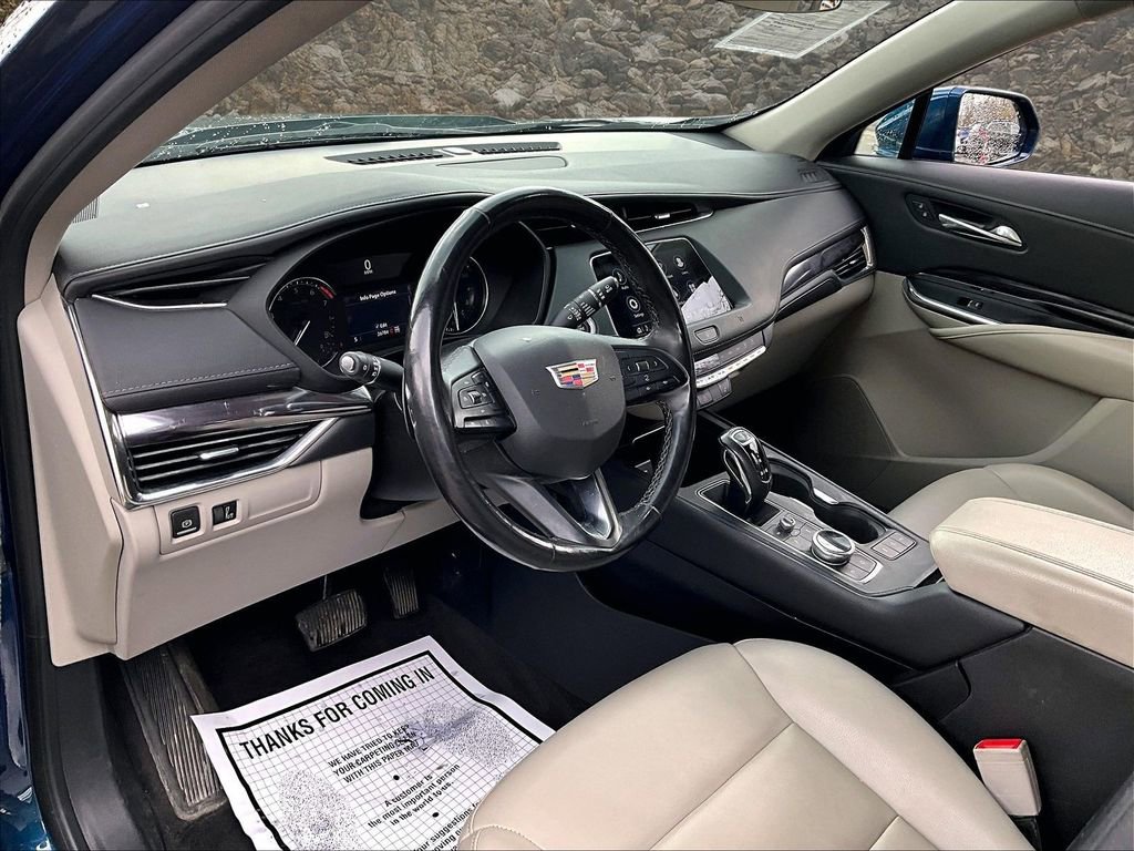 Used 2019 Cadillac XT4 Luxury w/ Trailering Package image 12