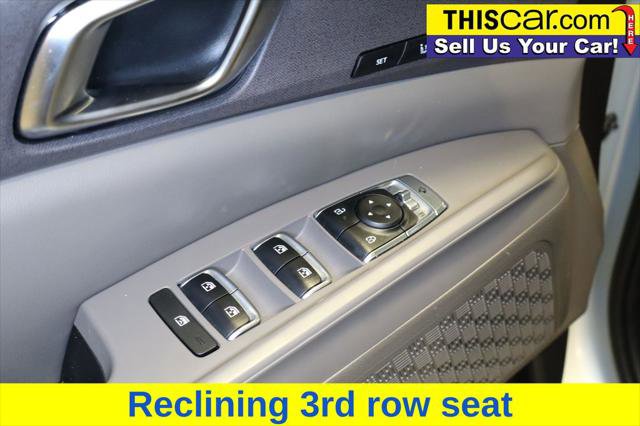 Used 2025 Kia Carnival SX image 27