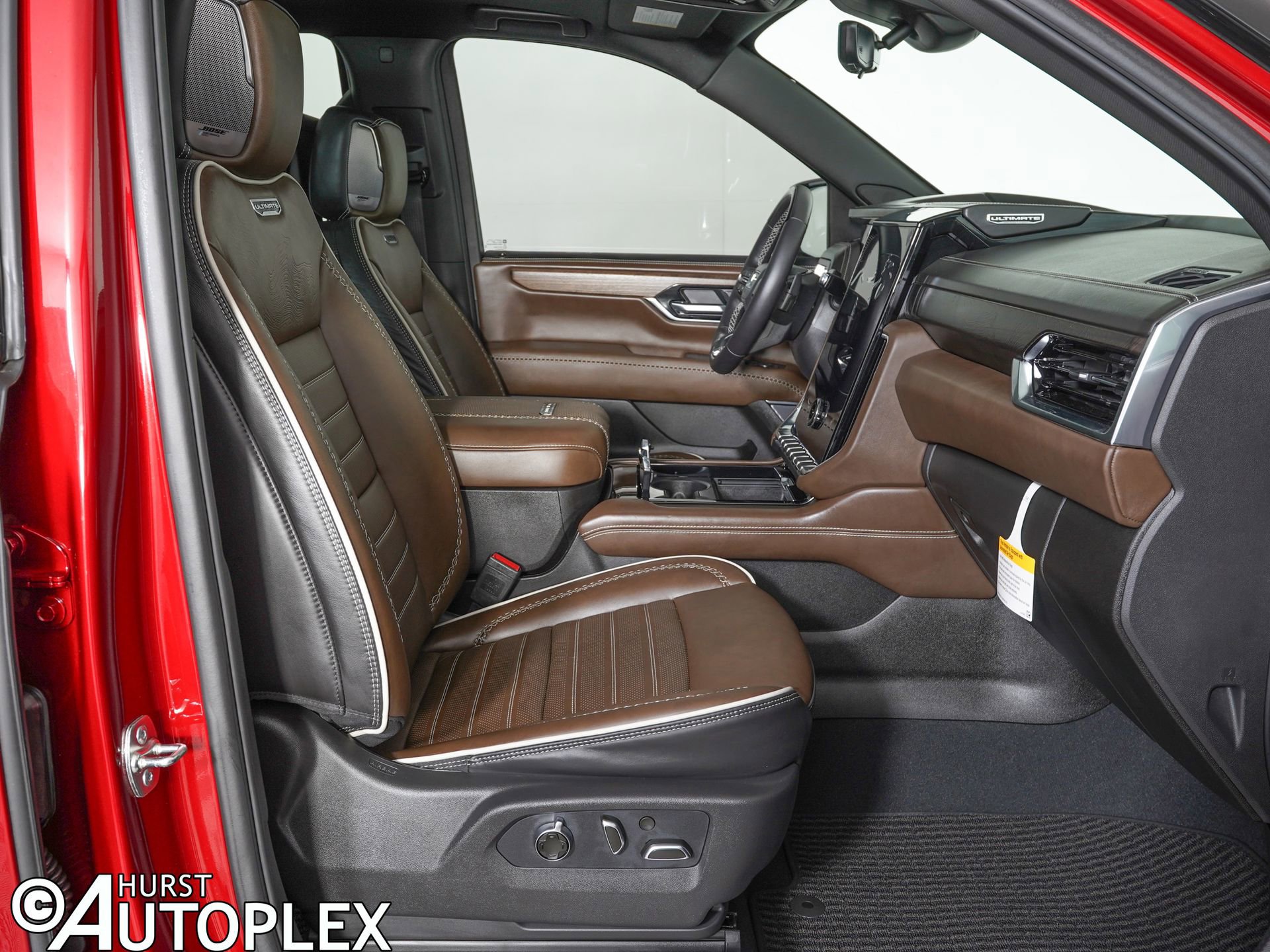 Used 2026 GMC Yukon Denali Ultimate image 10
