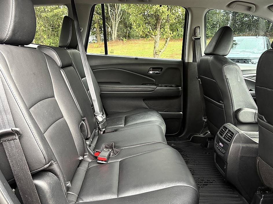 Used 2022 Honda Pilot Special Edition image 12