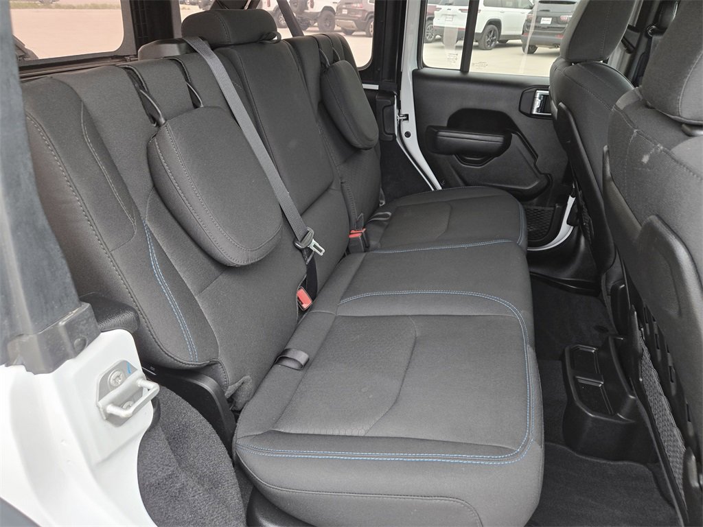 Used 2022 Jeep Wrangler Unlimited Rubicon 4xe w/ Safety Group image 32