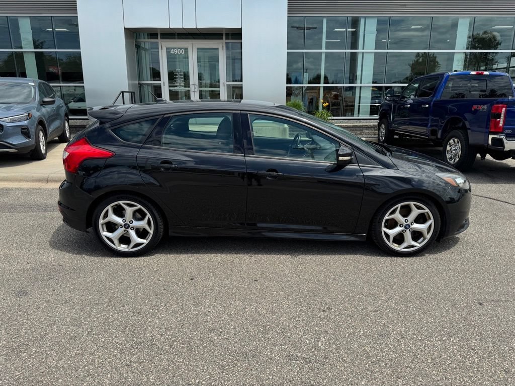 Used 2013 Ford Focus ST FWD image 38