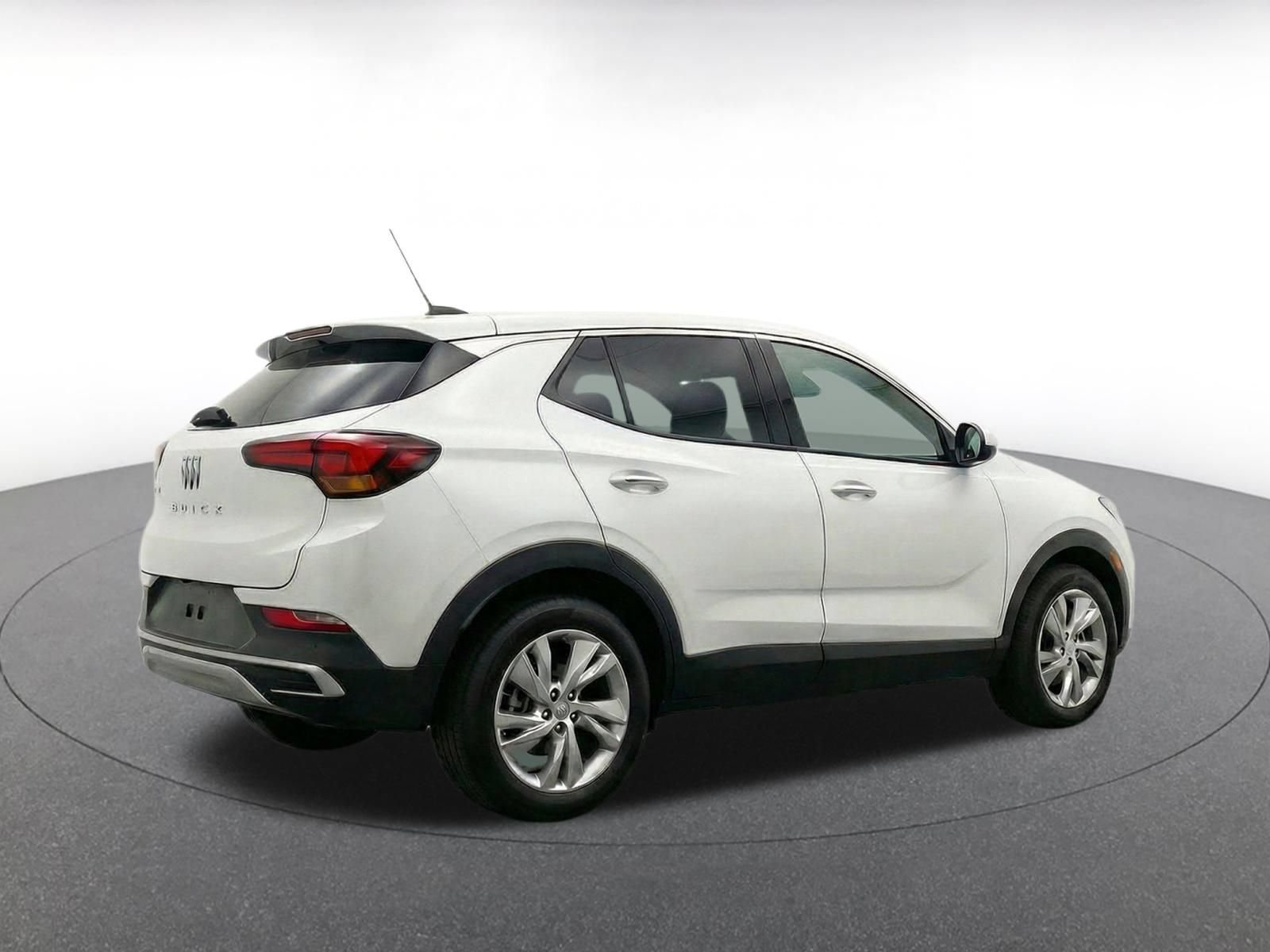 Used 2025 Buick Encore GX Preferred AWD/4WD image 8