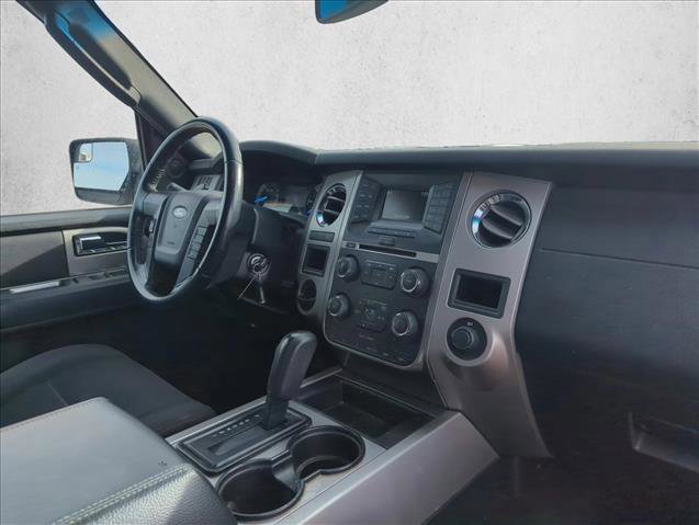 Used 2017 Ford Expedition EL XLT image 18