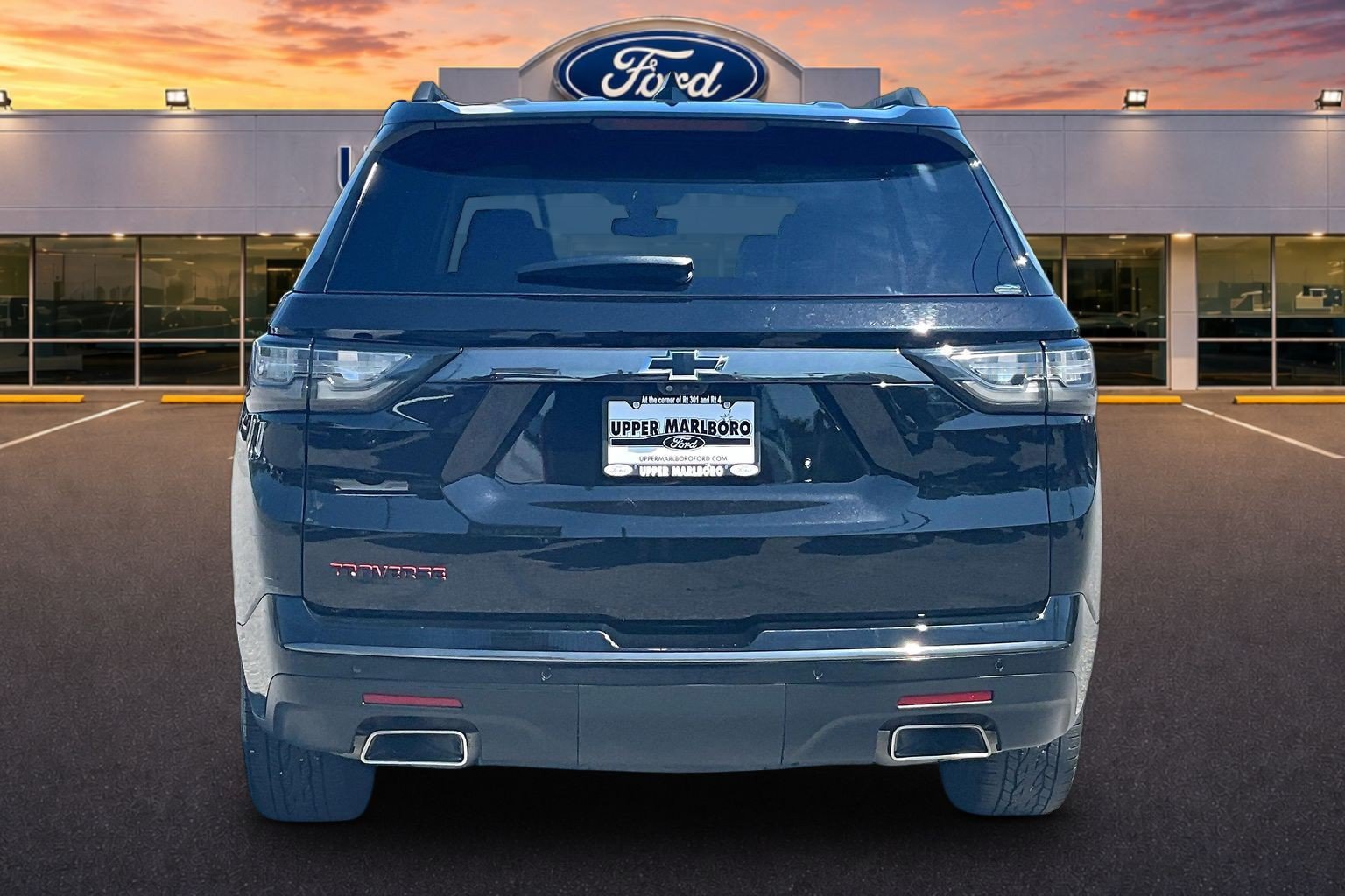 Used 2021 Chevrolet Traverse Premier w/ Redline Edition FWD image 4