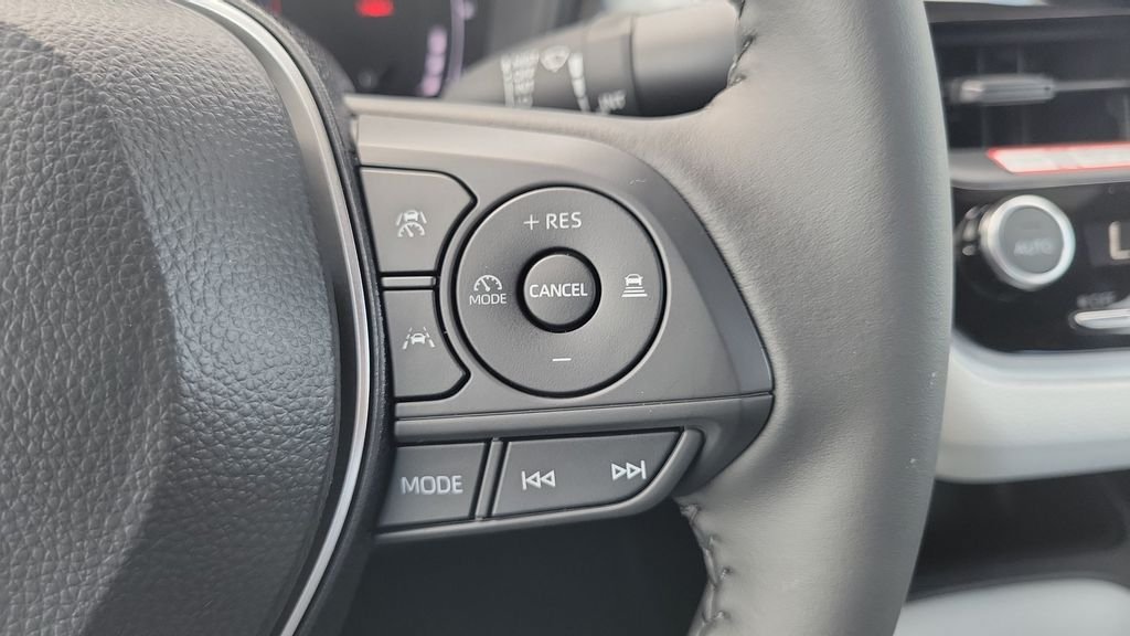 New 2026 Toyota Corolla SE FWD image 21