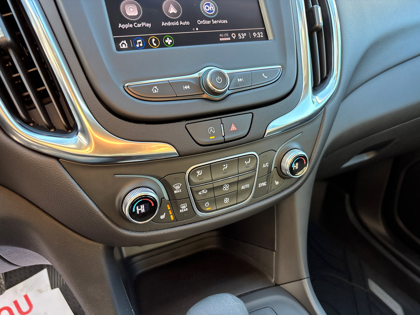 Used 2024 Chevrolet Equinox LT image 22