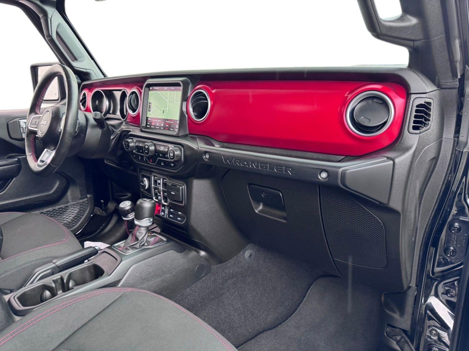 Used 2023 Jeep Wrangler Unlimited Rubicon w/ Dual Top Group AWD/4WD image 10