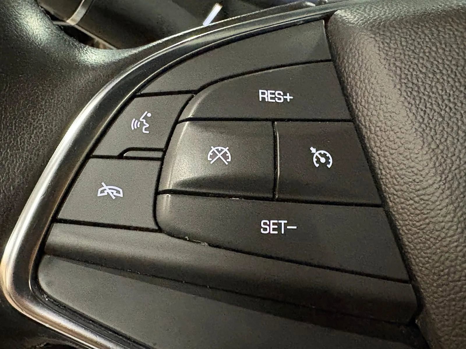 Used 2019 Cadillac XT5 Luxury image 32