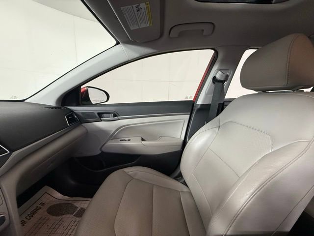 Used 2017 Hyundai Elantra Limited w/ Limited Tech Package 08 FWD image 42