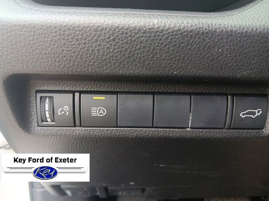 Used 2019 Toyota RAV4 XLE AWD/4WD image 22