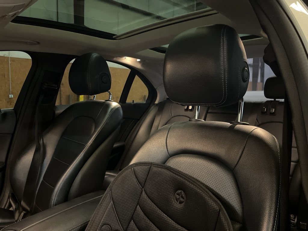 Used 2015 Mercedes-Benz C 300 4MATIC Sedan image 24