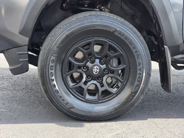 Used 2023 Toyota Tacoma SR5 w/ SX Package AWD/4WD image 29