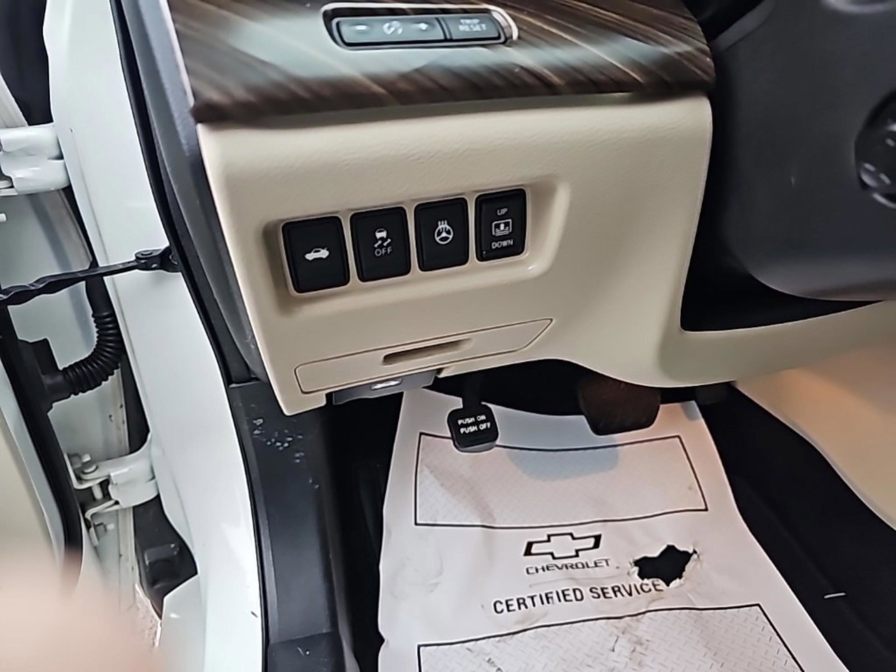 Used 2018 Nissan Maxima Platinum image 20