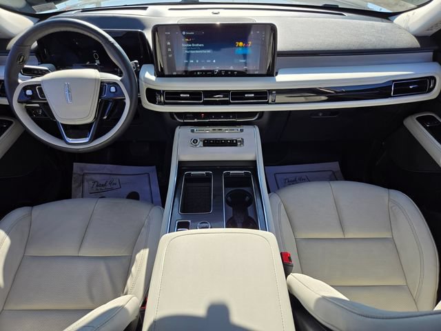Used 2025 Lincoln Aviator Reserve w/ Illumination Package AWD/4WD image 15
