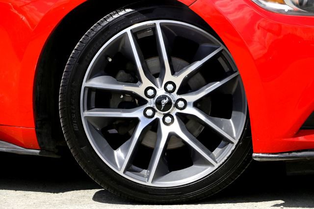 Used 2015 Ford Mustang Premium image 2