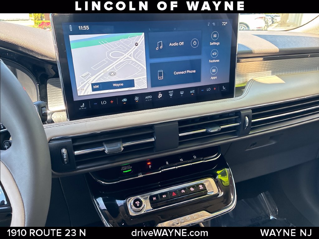 Certified 2023 Lincoln Corsair AWD image 18