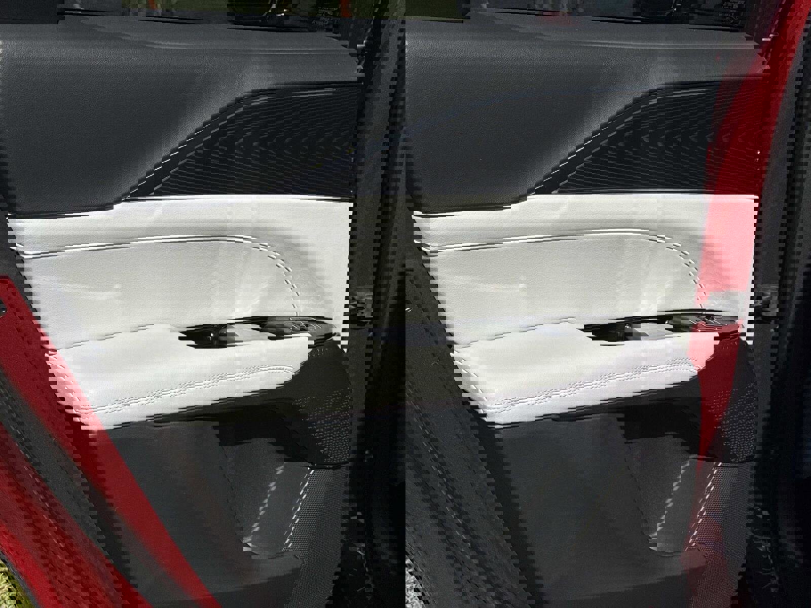 New 2025 Cadillac Lyriq Sport image 13