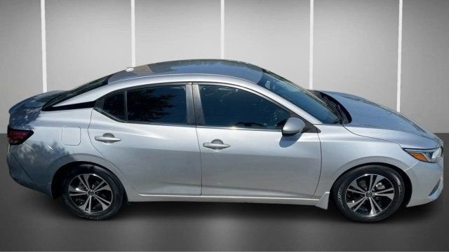 Used 2021 Nissan Sentra SV image 4