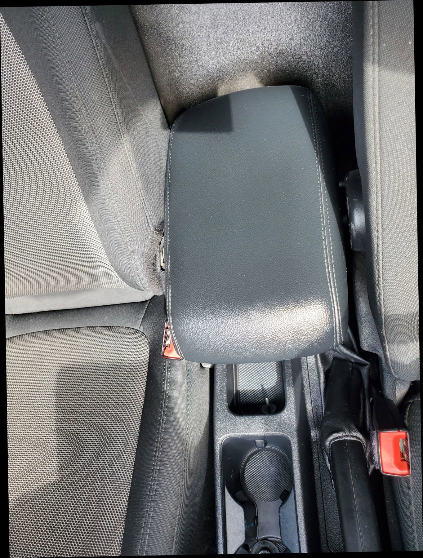 Used 2021 Ford Transit Connect XLT image 30