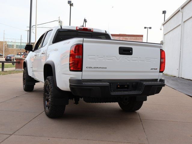 Certified 2021 Chevrolet Colorado ZR2 w/ ZR2 Dusk Special Edition image 6