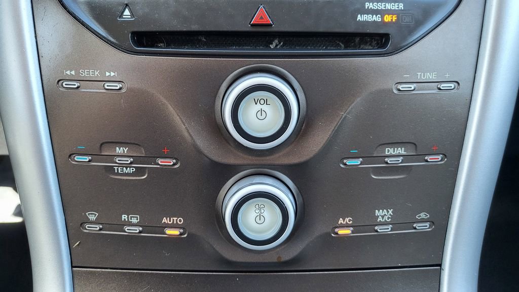 Used 2013 Ford Edge SEL image 33