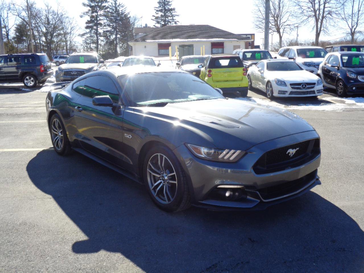Used 2016 Ford Mustang GT image 3