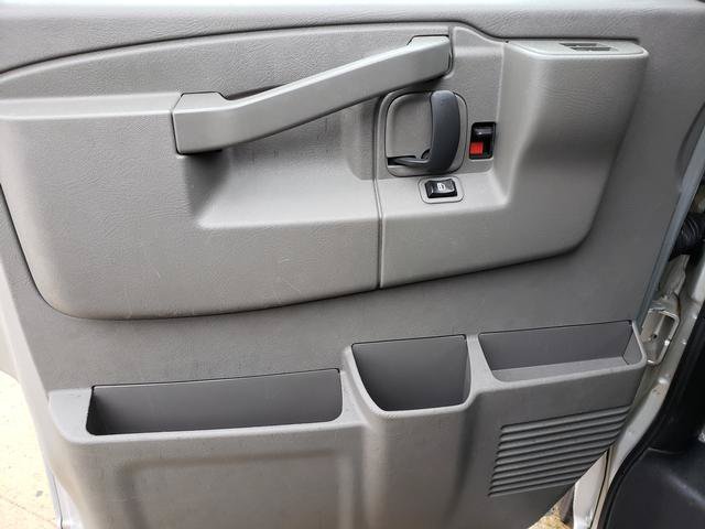 Used 2017 Chevrolet Express 2500 LS RWD image 11