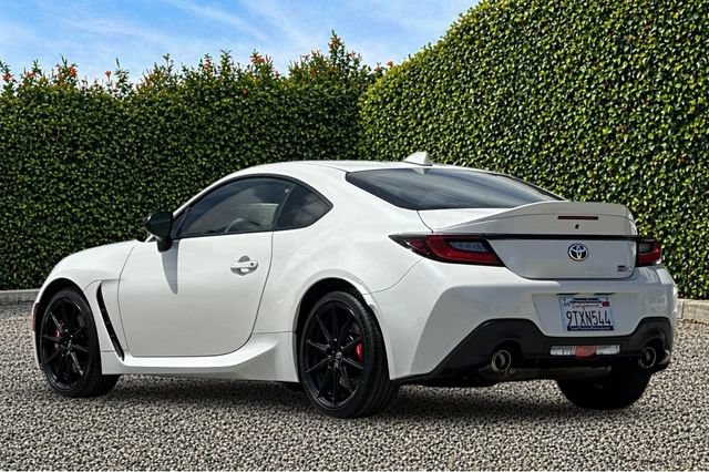 Used 2024 Toyota GR86 Premium w/ Performance Package RWD image 7