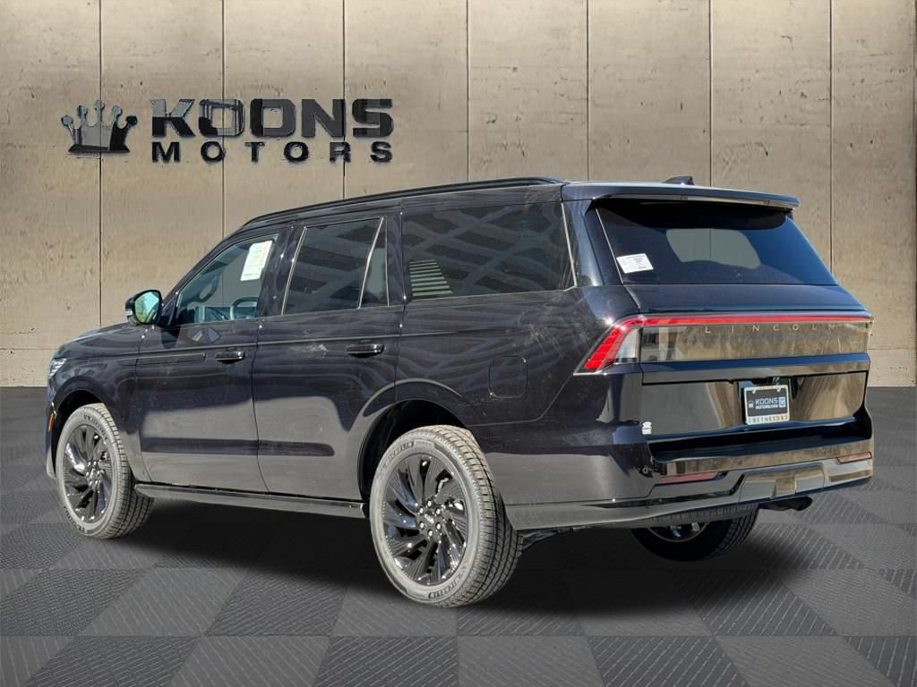 New 2026 Lincoln Navigator Reserve w/ Jet Appearance Package AWD/4WD image 6