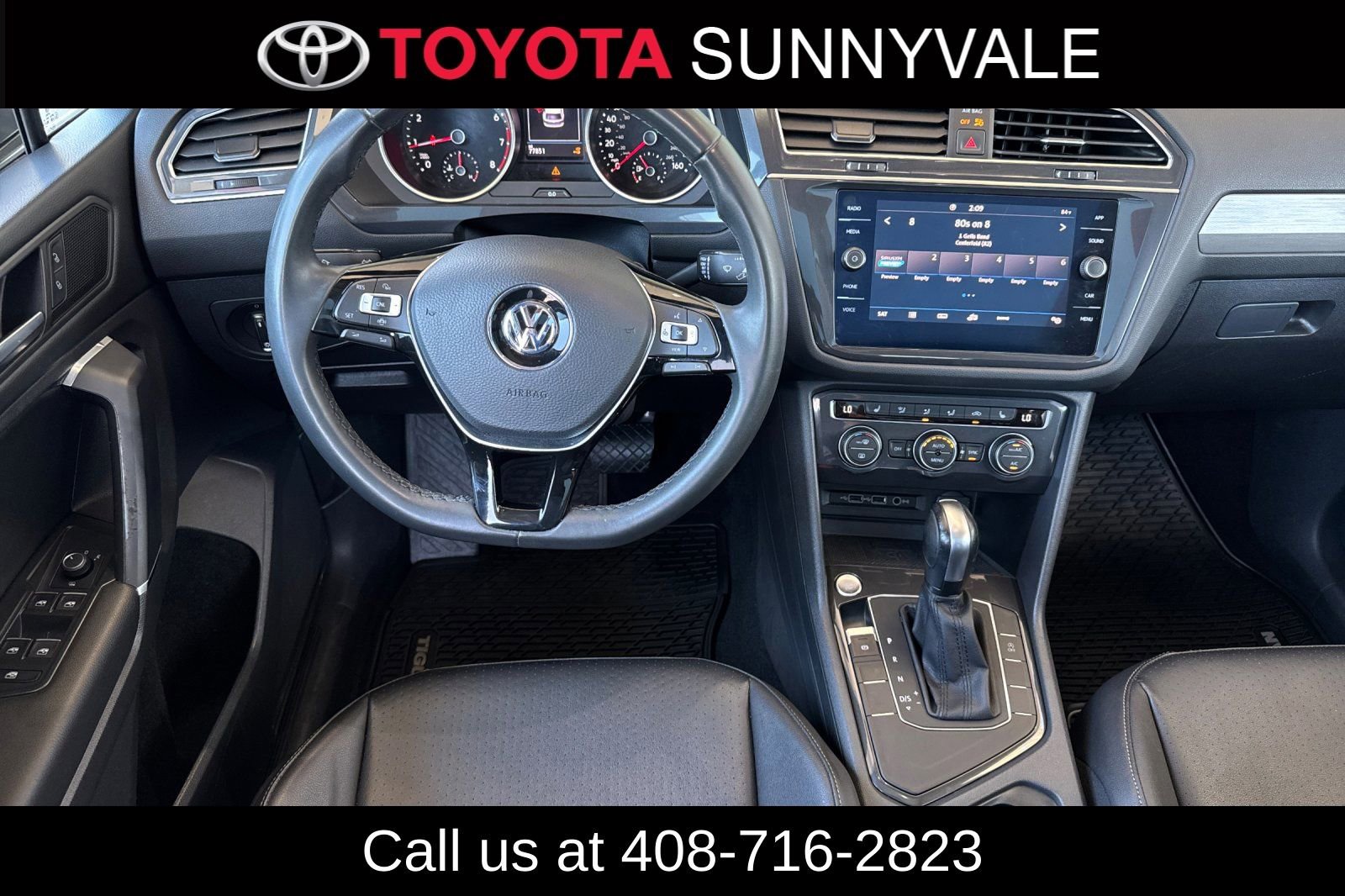 Used 2020 Volkswagen Tiguan SE w/ Panoramic Sunroof Package FWD image 18