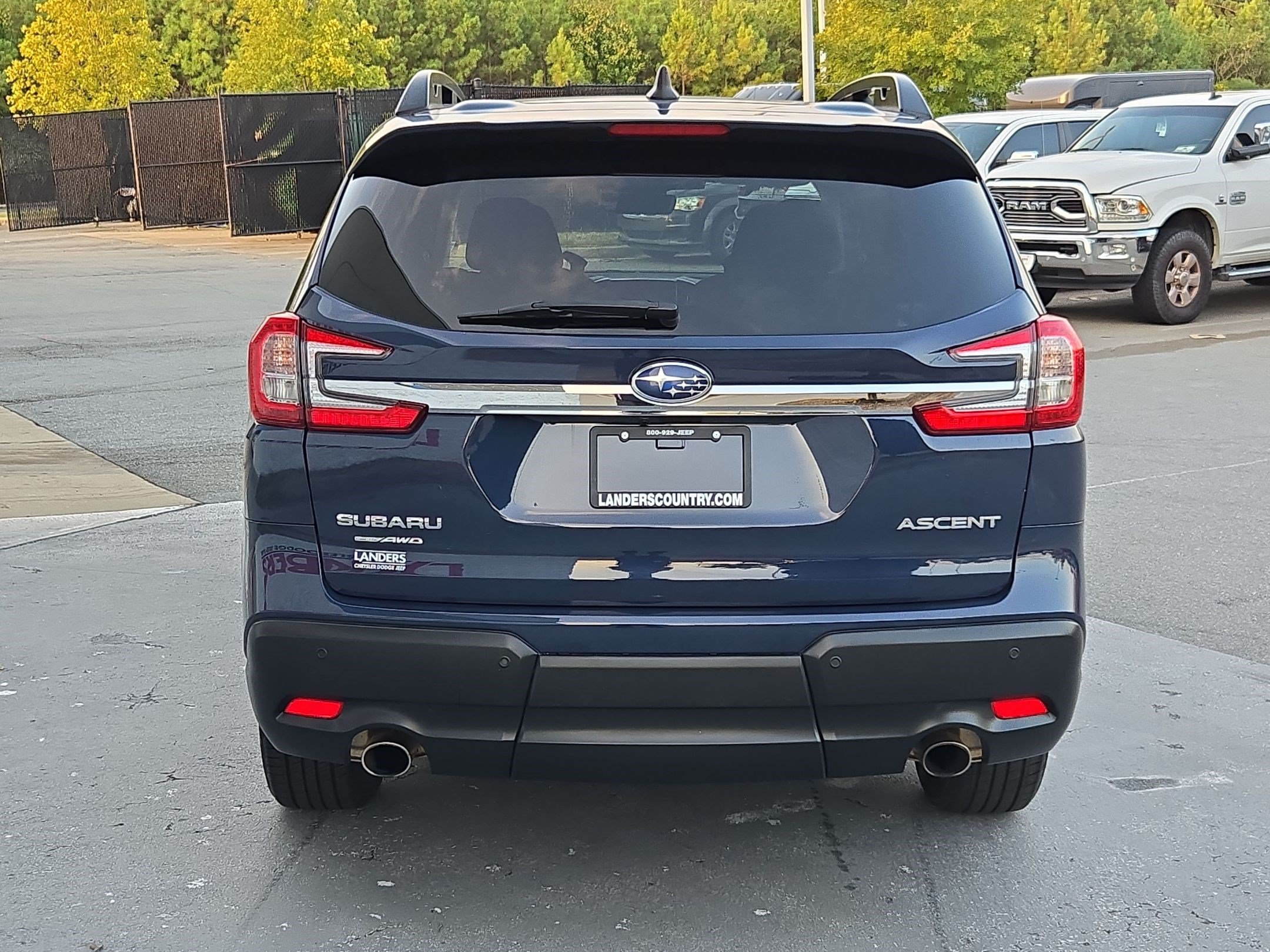 Used 2025 Subaru Ascent Premium AWD/4WD image 6