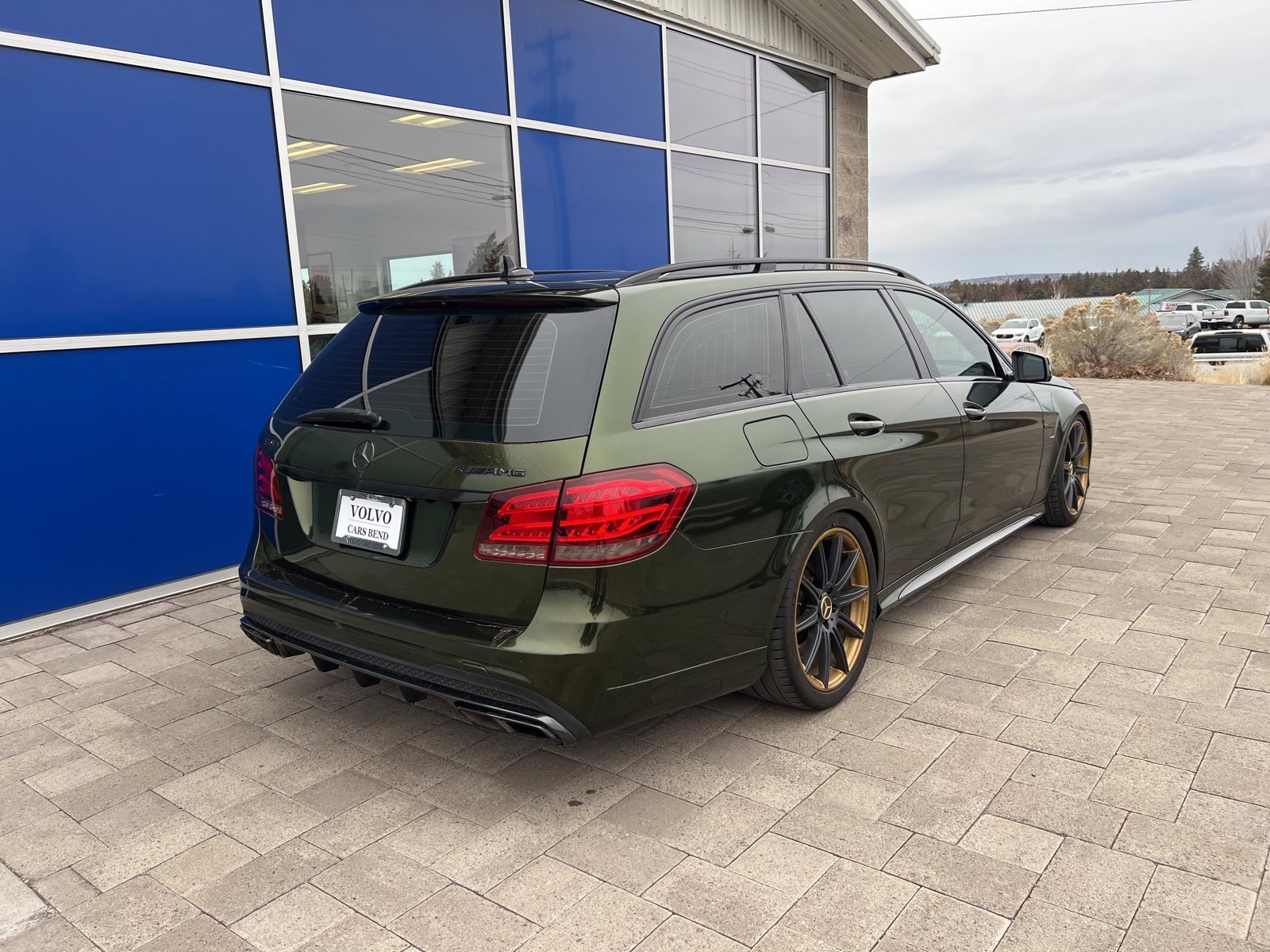 Used 2016 Mercedes-Benz E 63 AMG S-Model w/ Driver Assistance Package image 3